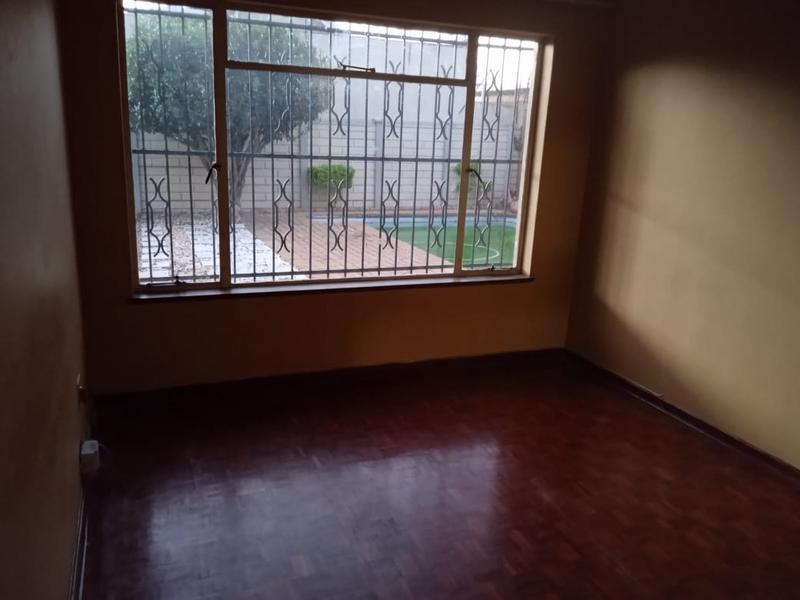 To Let 3 Bedroom Property for Rent in Kensington Gauteng