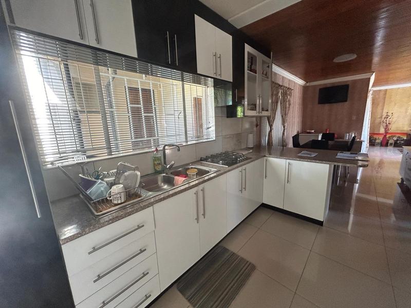 3 Bedroom Property for Sale in The Reeds Gauteng