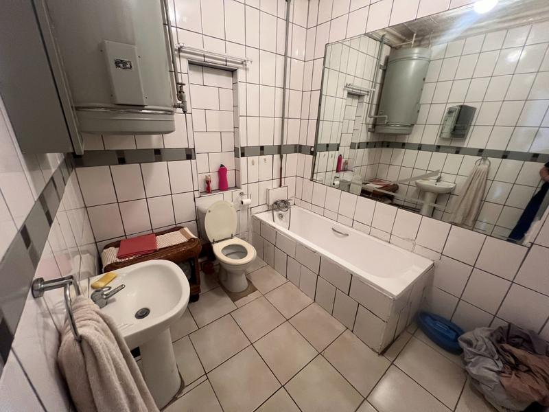 2 Bedroom Property for Sale in Gezina Gauteng