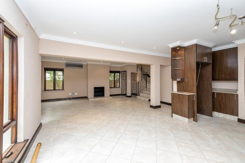 To Let 4 Bedroom Property for Rent in Broadacres Gauteng