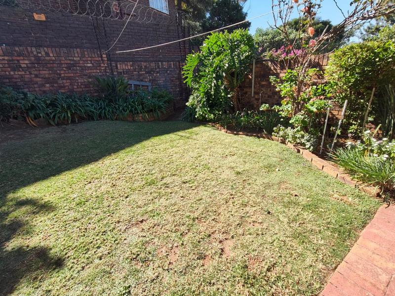 4 Bedroom Property for Sale in Weltevreden Park Gauteng