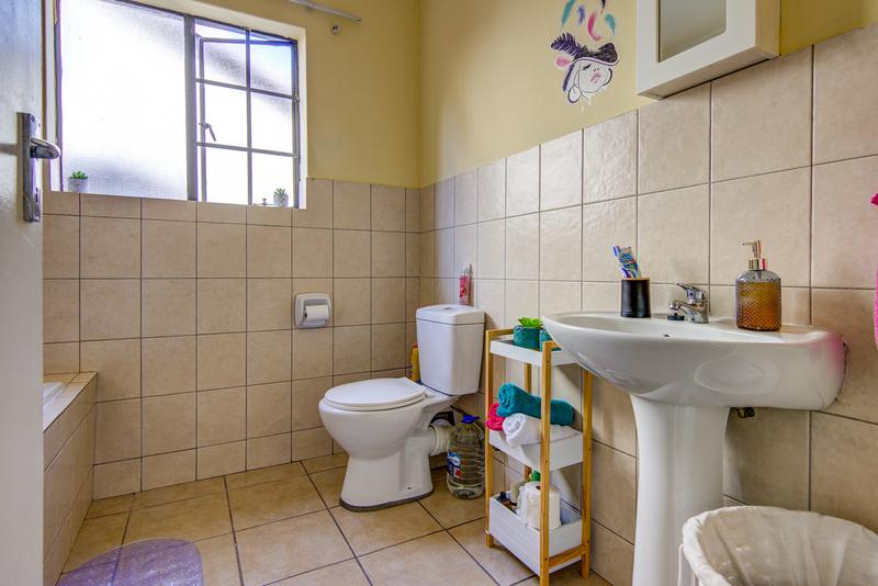 2 Bedroom Property for Sale in Birchleigh Gauteng