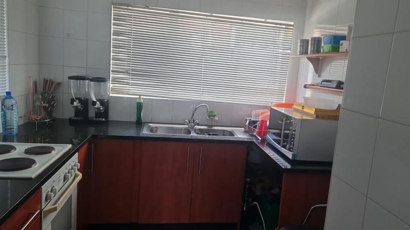 1 Bedroom Property for Sale in Bedfordview Gauteng