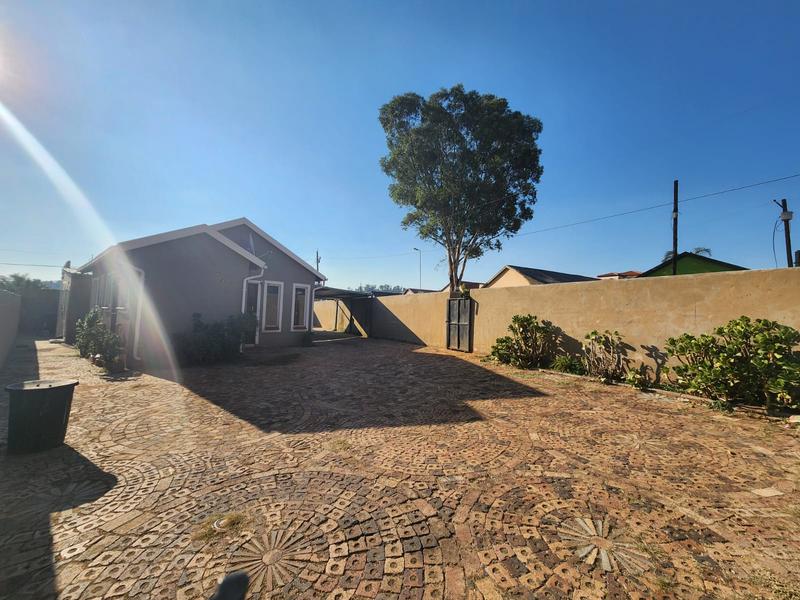 To Let 2 Bedroom Property for Rent in Naturena Gauteng