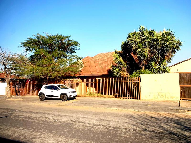 13 Bedroom Property for Sale in Primrose Gauteng