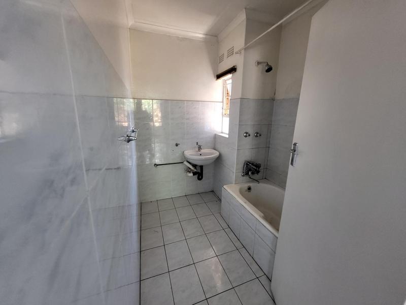 To Let 3 Bedroom Property for Rent in Laudium Gauteng