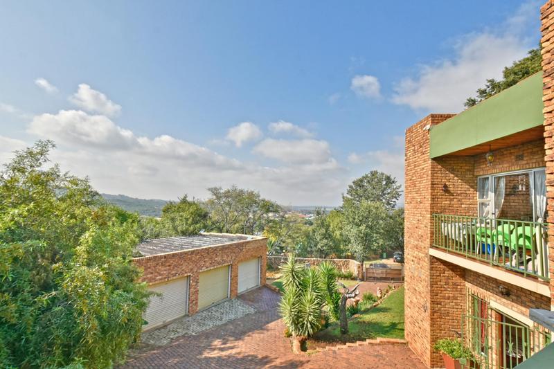 5 Bedroom Property for Sale in Kibler Heights Gauteng