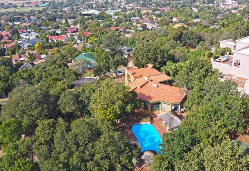 5 Bedroom Property for Sale in Kibler Heights Gauteng