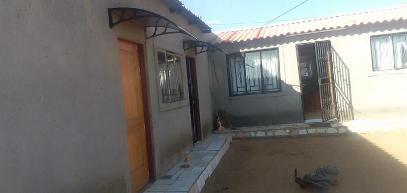 4 Bedroom Property for Sale in Lakeside Gauteng