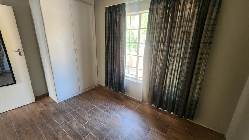 2 Bedroom Property for Sale in Magalieskruin Gauteng