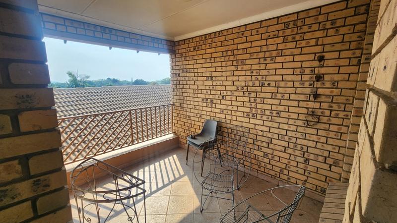 2 Bedroom Property for Sale in Magalieskruin Gauteng