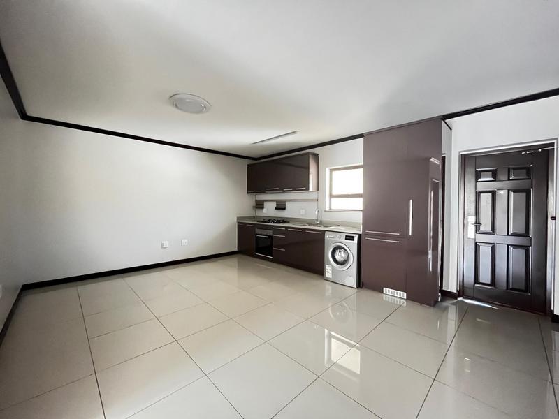 To Let 1 Bedroom Property for Rent in Fourways Gauteng