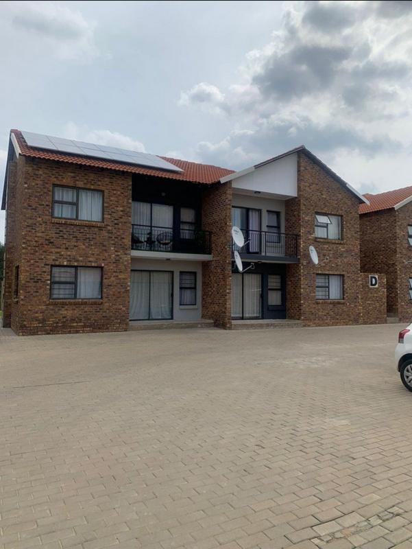 To Let 2 Bedroom Property for Rent in Karenpark Gauteng