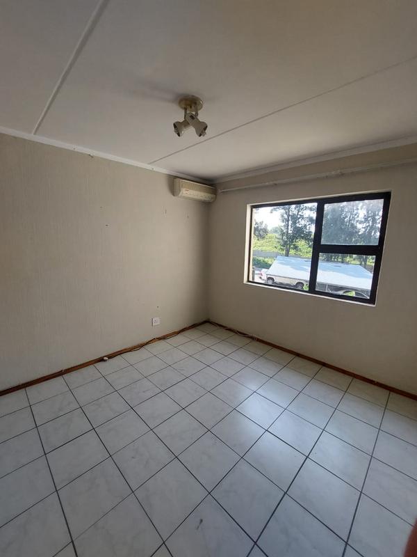 To Let 1 Bedroom Property for Rent in Petervale Gauteng