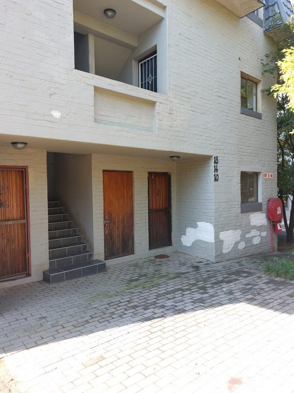 To Let 1 Bedroom Property for Rent in Petervale Gauteng