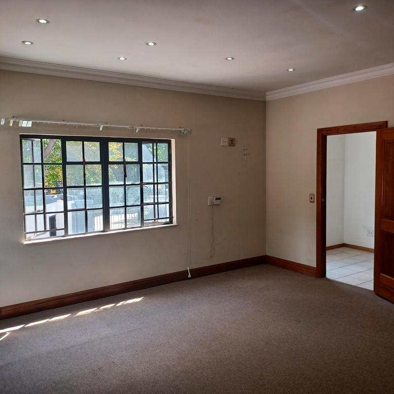 To Let 6 Bedroom Property for Rent in Houghton Estate Gauteng