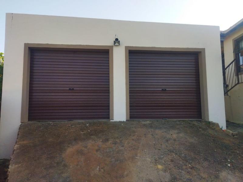 4 Bedroom Property for Sale in Clayville Gauteng