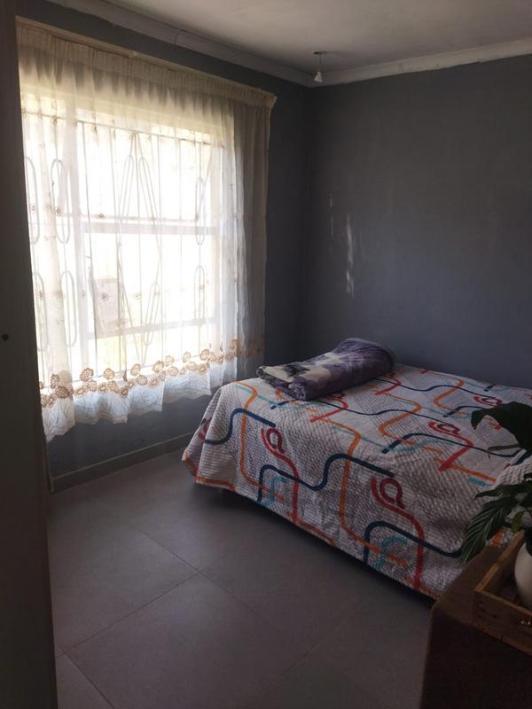 4 Bedroom Property for Sale in Clayville Gauteng