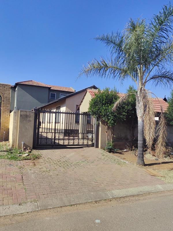 3 Bedroom Property for Sale in Naturena Gauteng