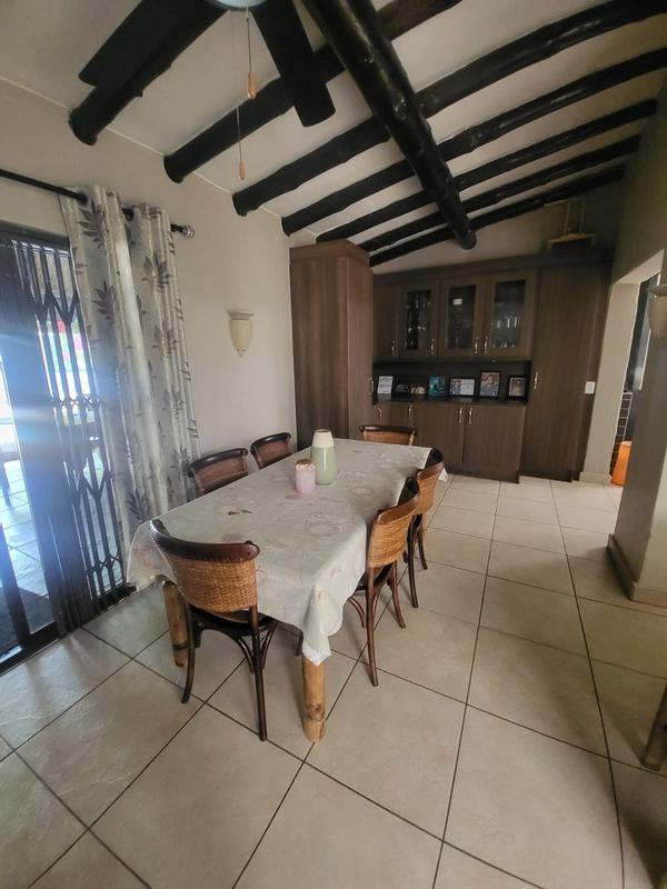 4 Bedroom Property for Sale in Sinoville Gauteng