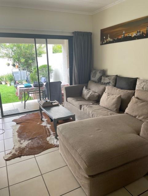 2 Bedroom Property for Sale in Bryanston Gauteng