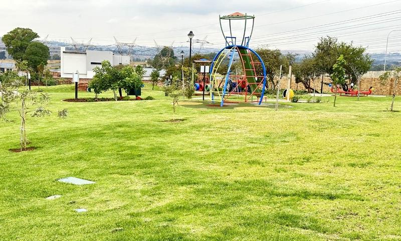 5 Bedroom Property for Sale in Midstream Heights Gauteng