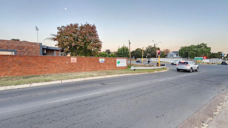 Commercial Property for Sale in Brackenhurst Gauteng