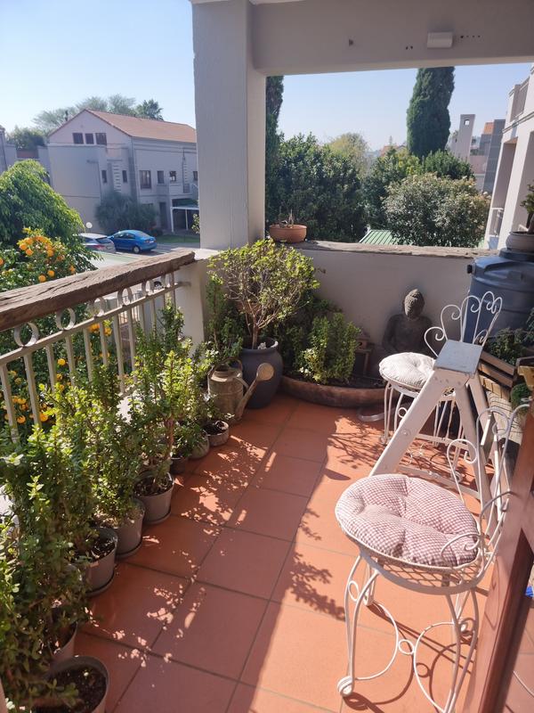 1 Bedroom Property for Sale in Bedfordview Gauteng