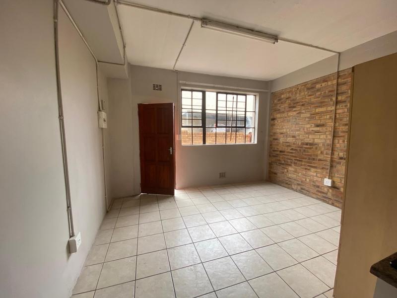 1 Bedroom Property for Sale in Troyeville Gauteng