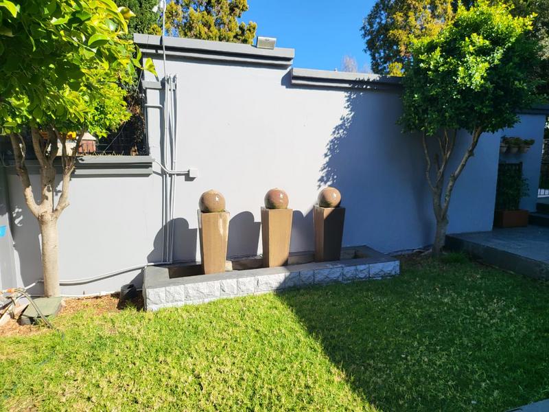 2 Bedroom Property for Sale in Auckland Park Gauteng