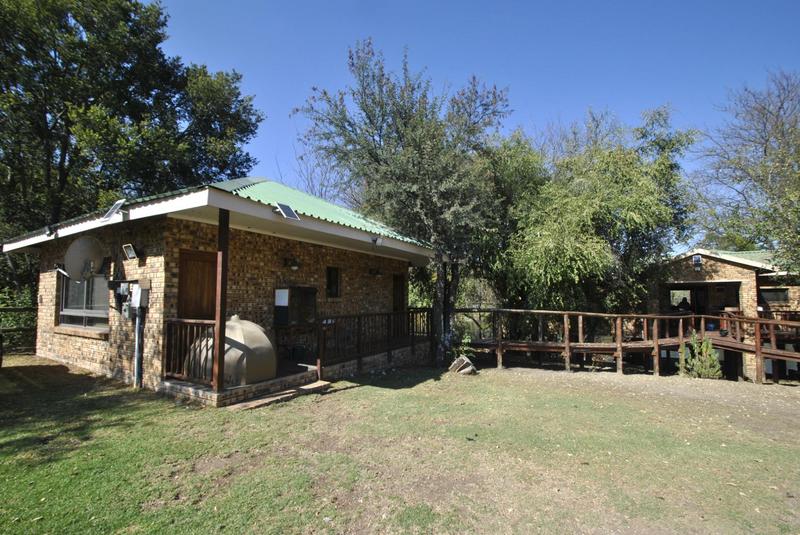 5 Bedroom Property for Sale in Lindequesdrif Gauteng