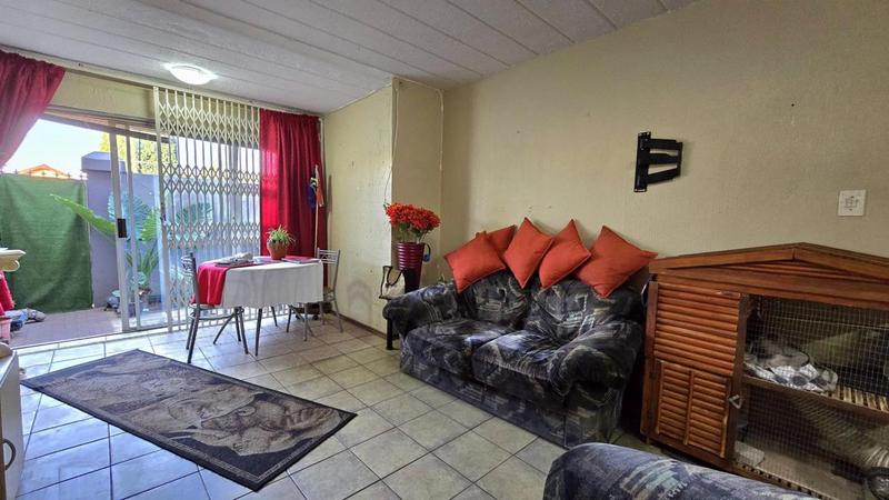 2 Bedroom Property for Sale in Raceview Gauteng