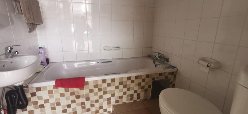 To Let 1 Bedroom Property for Rent in Naturena Gauteng