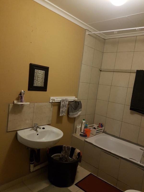 To Let 1 Bedroom Property for Rent in Naturena Gauteng