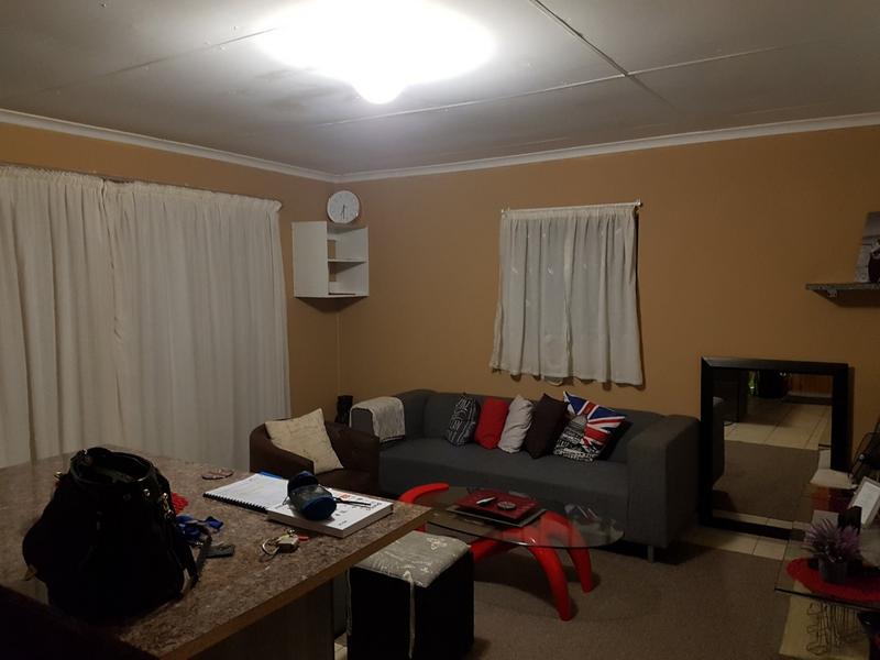 To Let 1 Bedroom Property for Rent in Naturena Gauteng