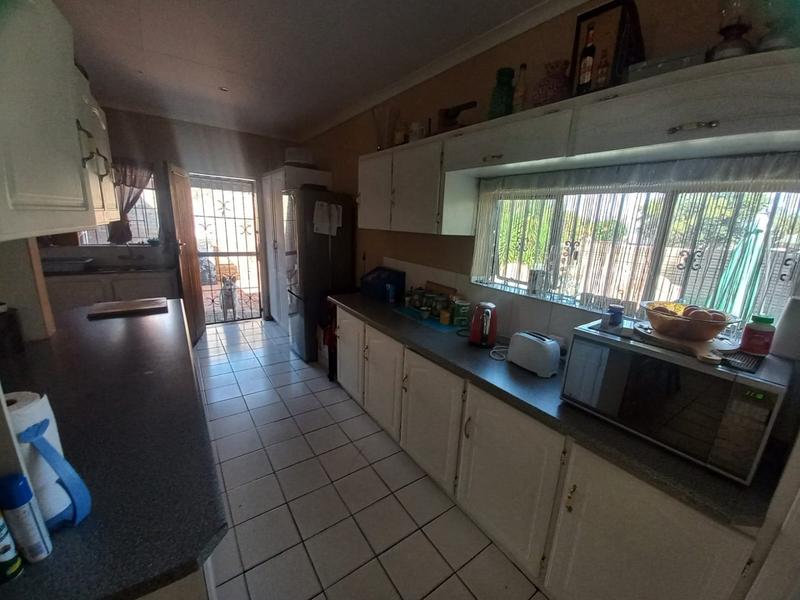 4 Bedroom Property for Sale in Suiderberg Gauteng