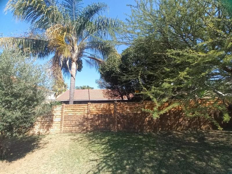 4 Bedroom Property for Sale in Suiderberg Gauteng
