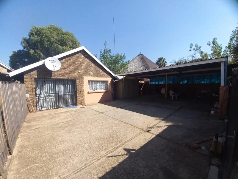 4 Bedroom Property for Sale in Suiderberg Gauteng