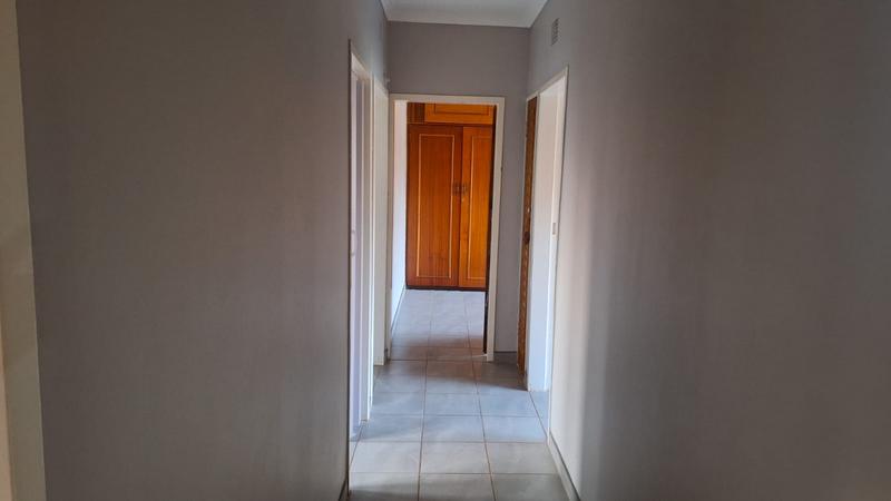 To Let 3 Bedroom Property for Rent in Edelweiss Gauteng