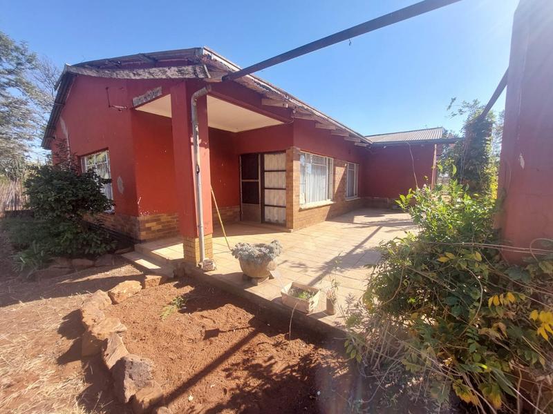 4 Bedroom Property for Sale in Rikasrus A H Gauteng