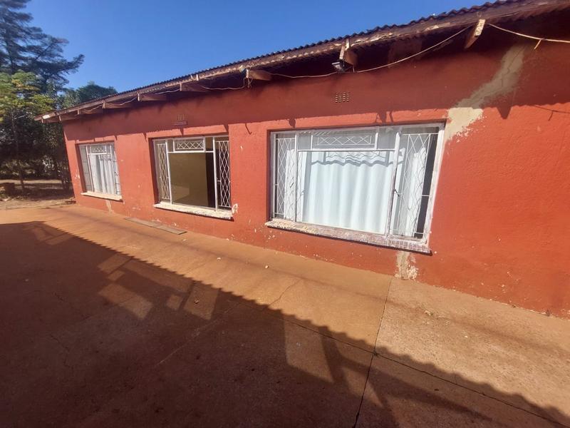 4 Bedroom Property for Sale in Rikasrus A H Gauteng