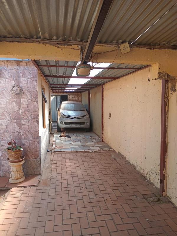 3 Bedroom Property for Sale in Protea Glen Gauteng