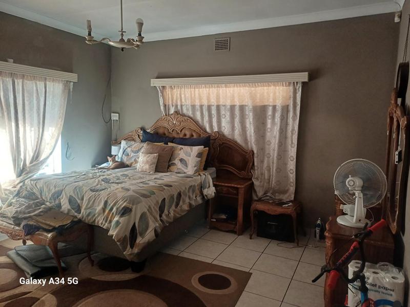 17 Bedroom Property for Sale in Olifantsfontein Gauteng