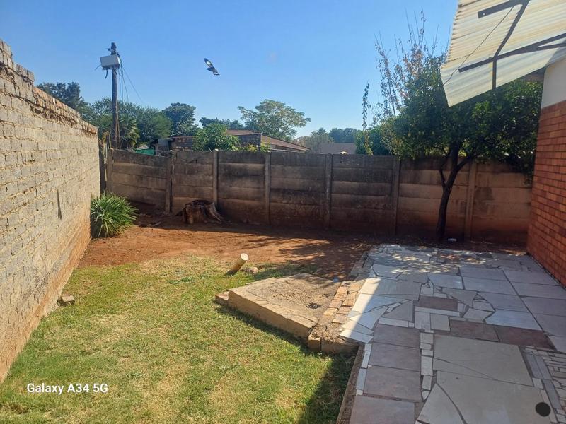 17 Bedroom Property for Sale in Olifantsfontein Gauteng