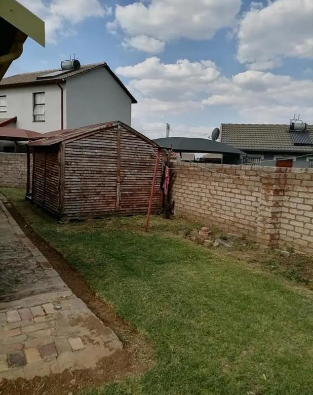 To Let 3 Bedroom Property for Rent in Springs Gauteng