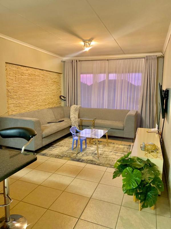 To Let 2 Bedroom Property for Rent in Pomona Gauteng