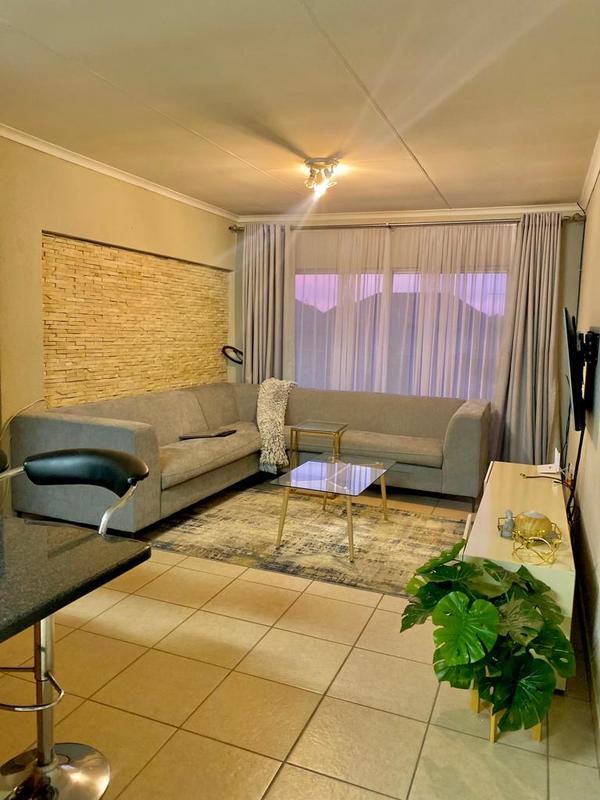 To Let 2 Bedroom Property for Rent in Pomona Gauteng