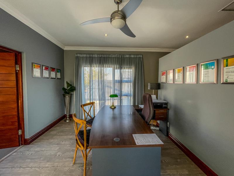 7 Bedroom Property for Sale in Midstream Hill Gauteng