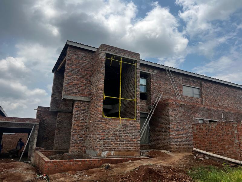 4 Bedroom Property for Sale in Midstream Heights Gauteng