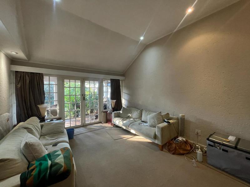 2 Bedroom Property for Sale in Bryanston Gauteng